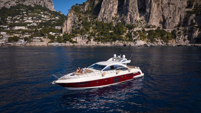 Azimut 62S